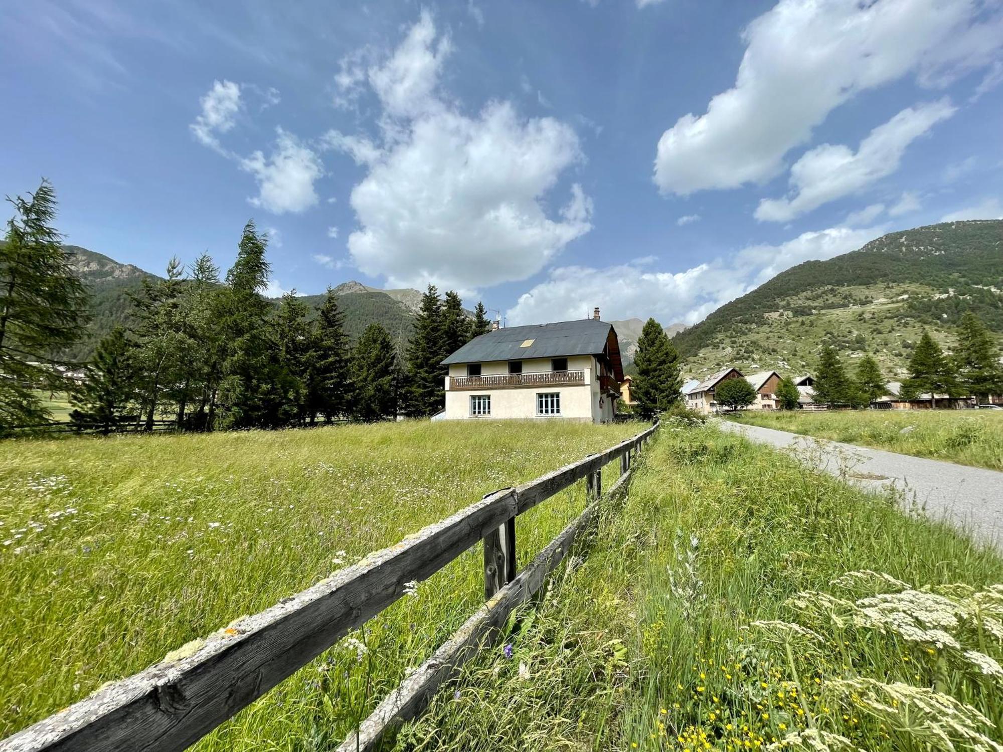 Gite Montagne 1 A 25 Places "Chalet Coste Belle" Ceillac Zewnętrze zdjęcie